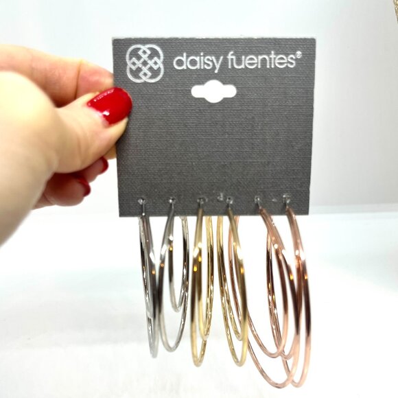 DAISY FUENTES NWT Hoop Earrings Set Silver Gold Rose Gold Large Lightweight - Picture 2 of 3